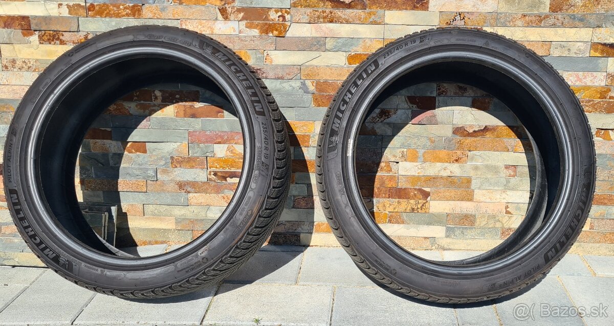 235/40 R19 MICHELIN PILOT ALPIN 5