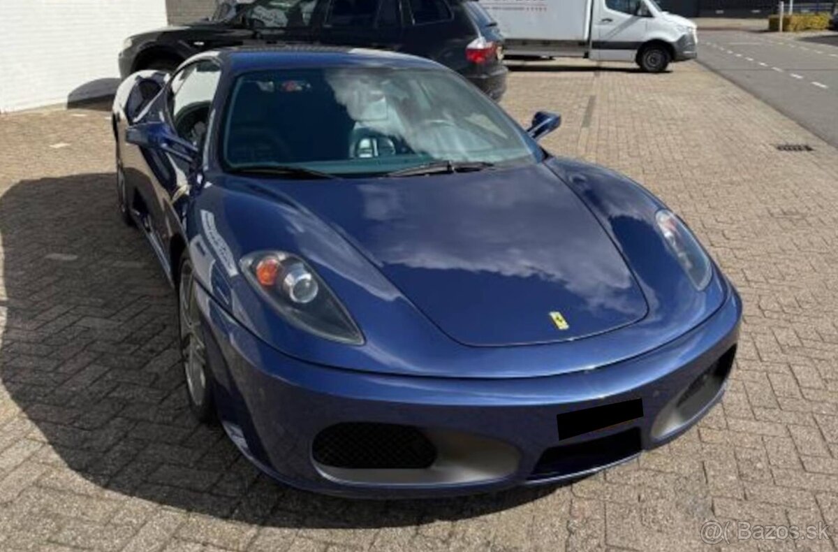 Ferrari F430 z roku 2005