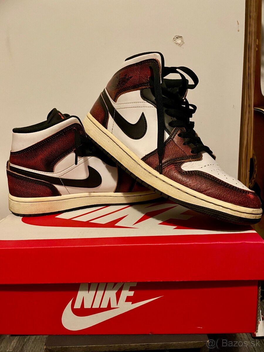 Nike Air Jordan 1 Retro High OG “Celtics”