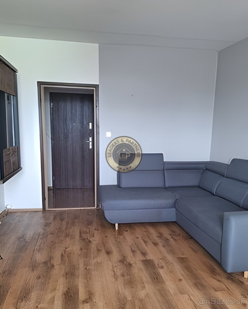 Na predaj 3iz. byt s balkónom v pôvodnom stave v Skalici
