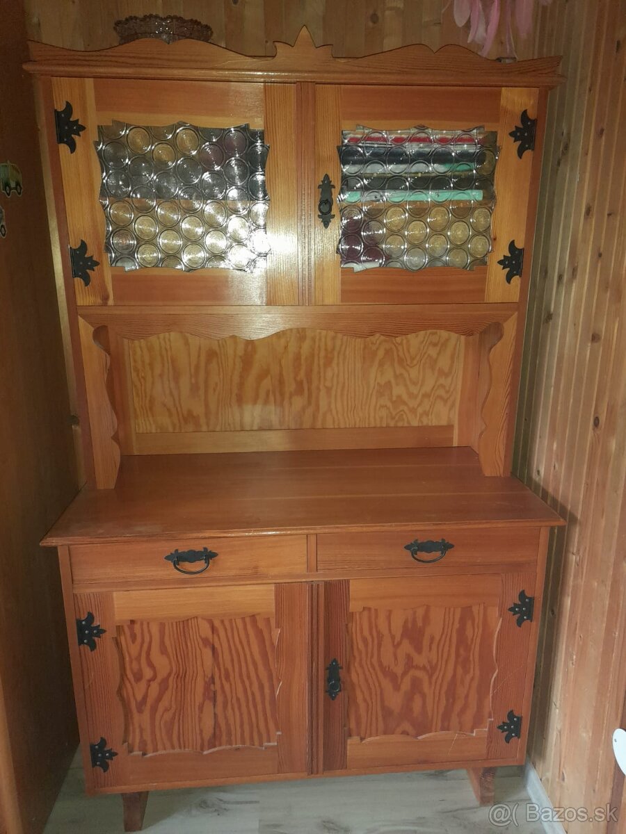 Štýlový chalupársky nábytok