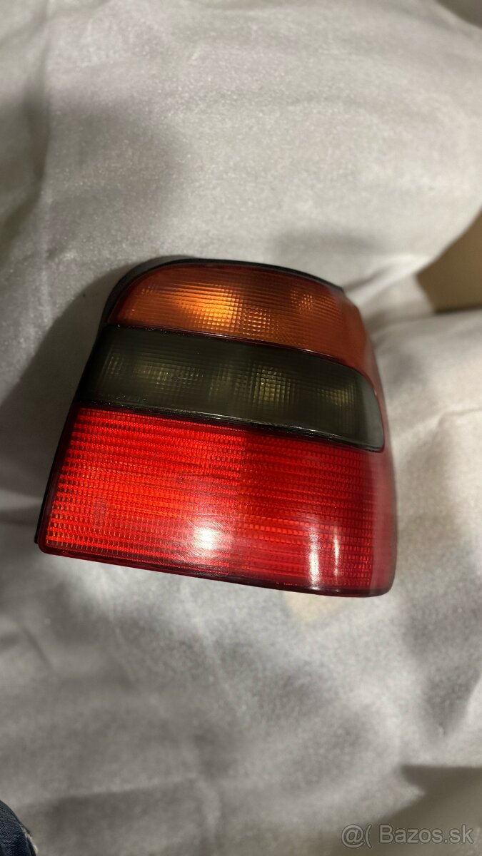 Skoda Felicia - zadne pravé svetlo