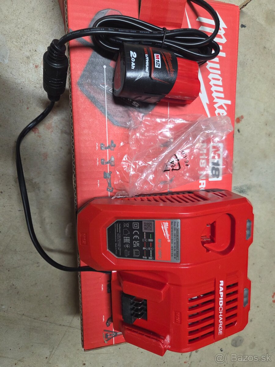akumulátor Milwaukee M12 2.0 A