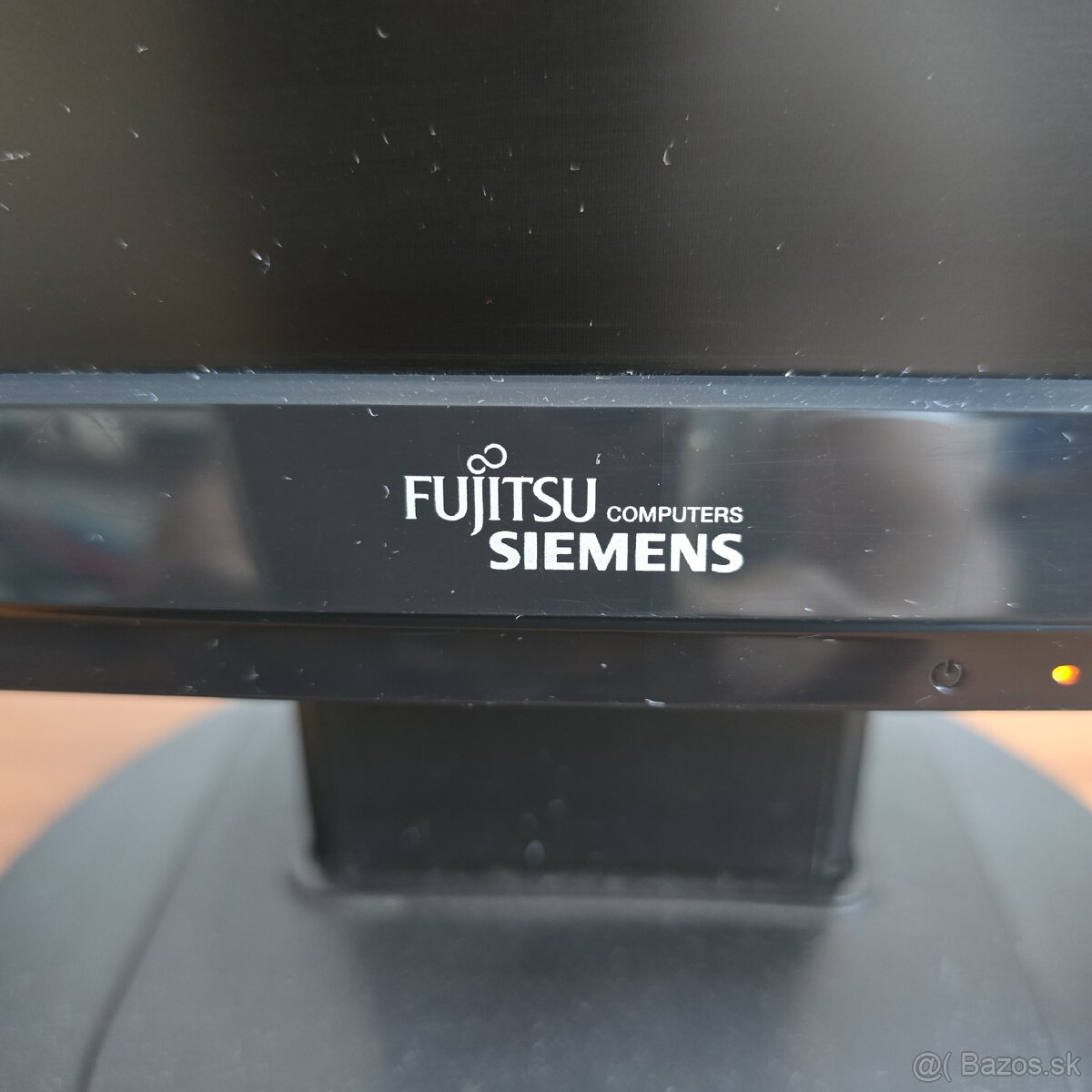 19" monitor Fujitsu Siemens