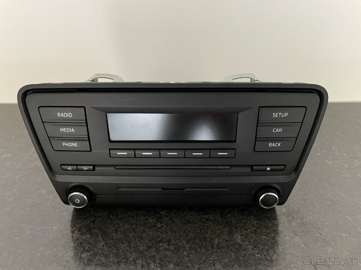 Rádio Swing+ Skoda Octavia 3
