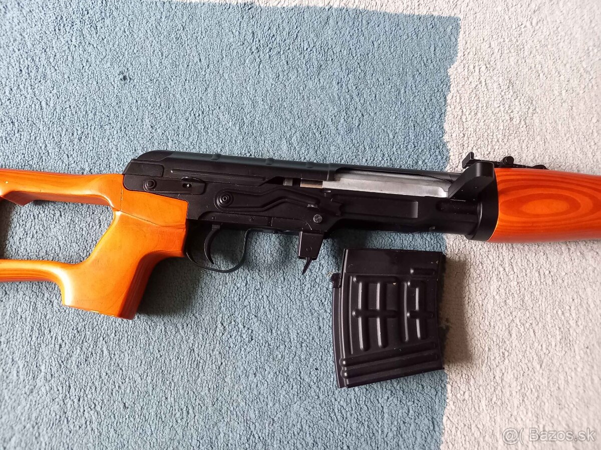 Airsoft-SVD dragujov kov/drevo