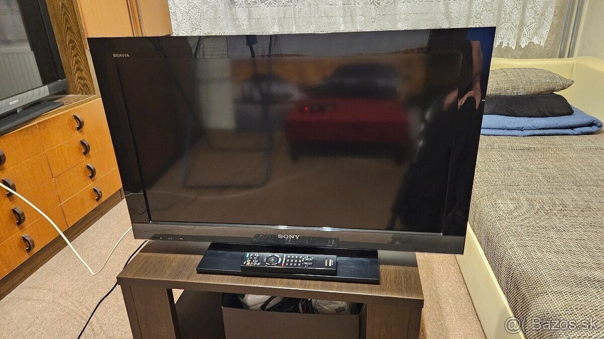 Predam nepouzivany televizor Sony KDL-32EX402