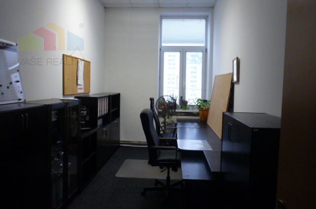 Kancelária Ilava - STRED, 25 m2, Na prenájom
