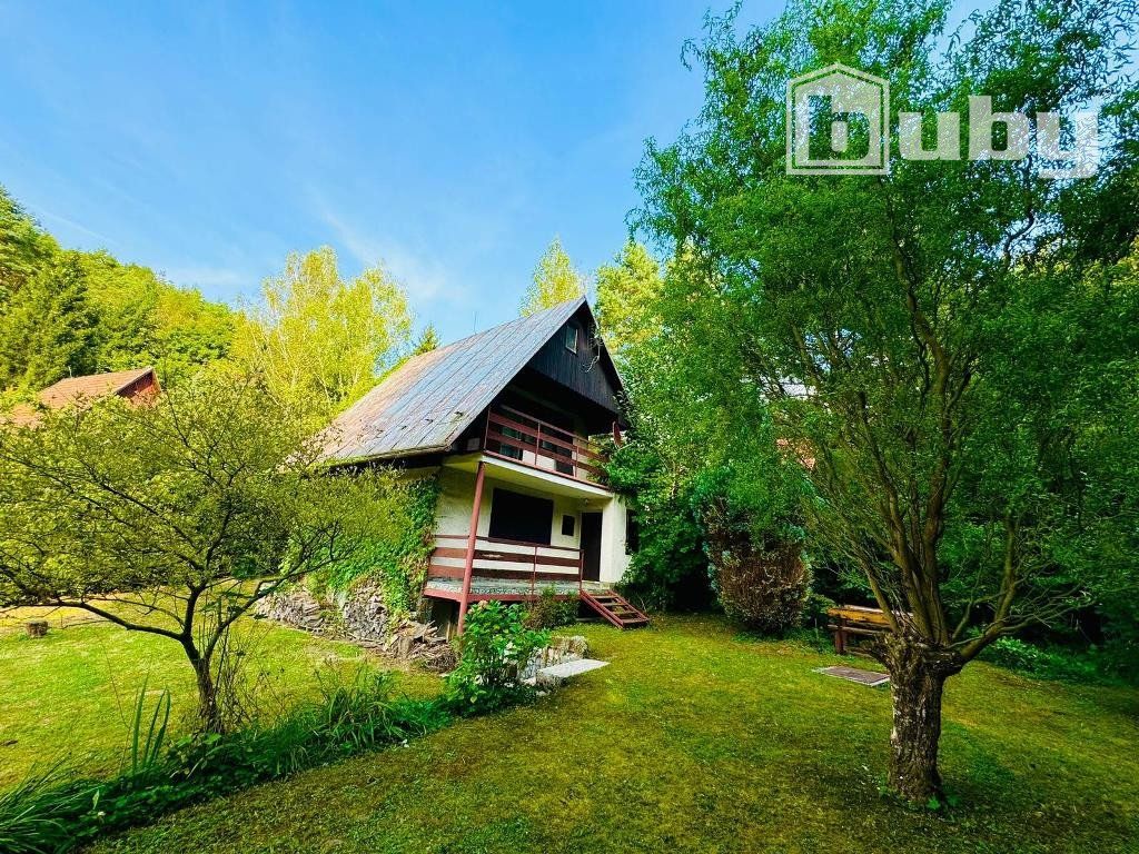 PREDAJ REKREAČNÁ CHATA BELUŠSKÉ SLATINY, PÚCHOV