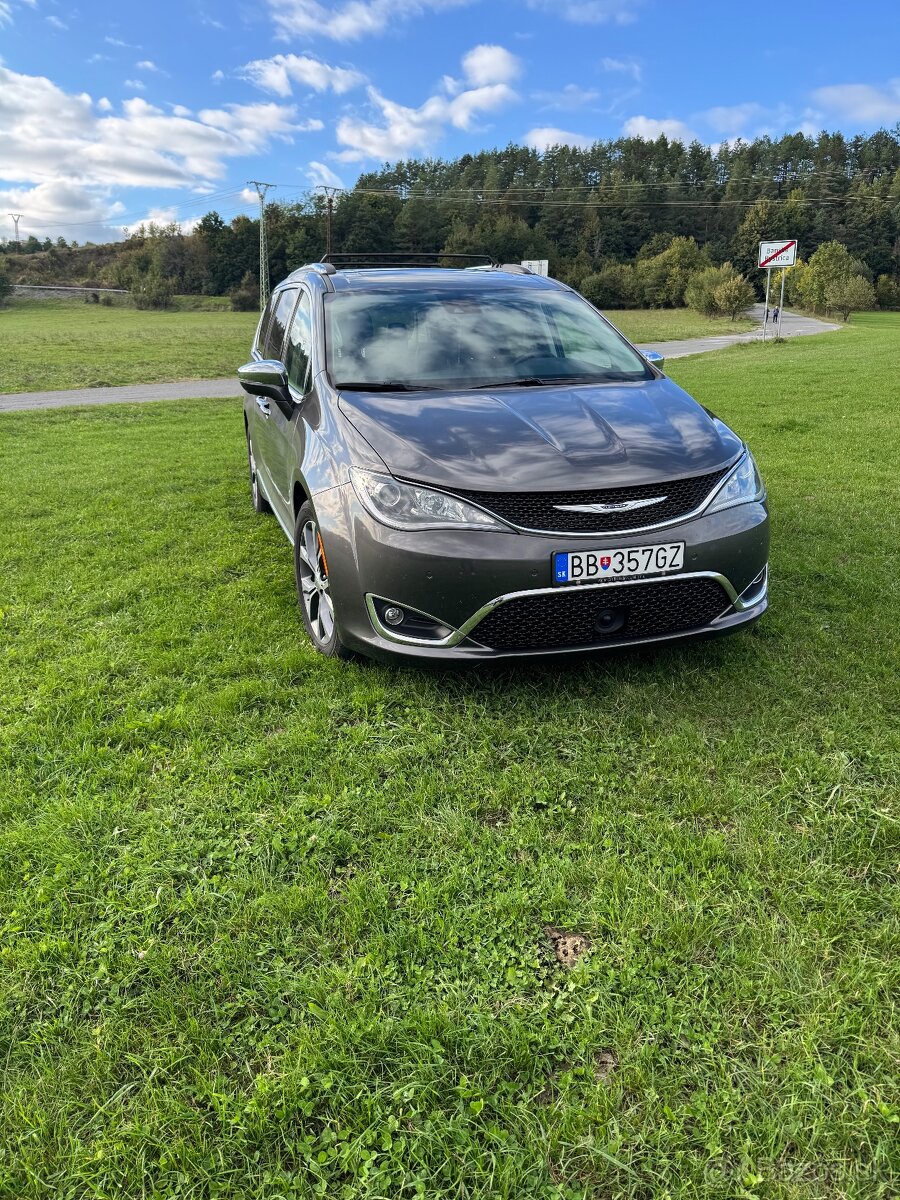 Chrysler Pacifica Limited Edition - 211 kw
