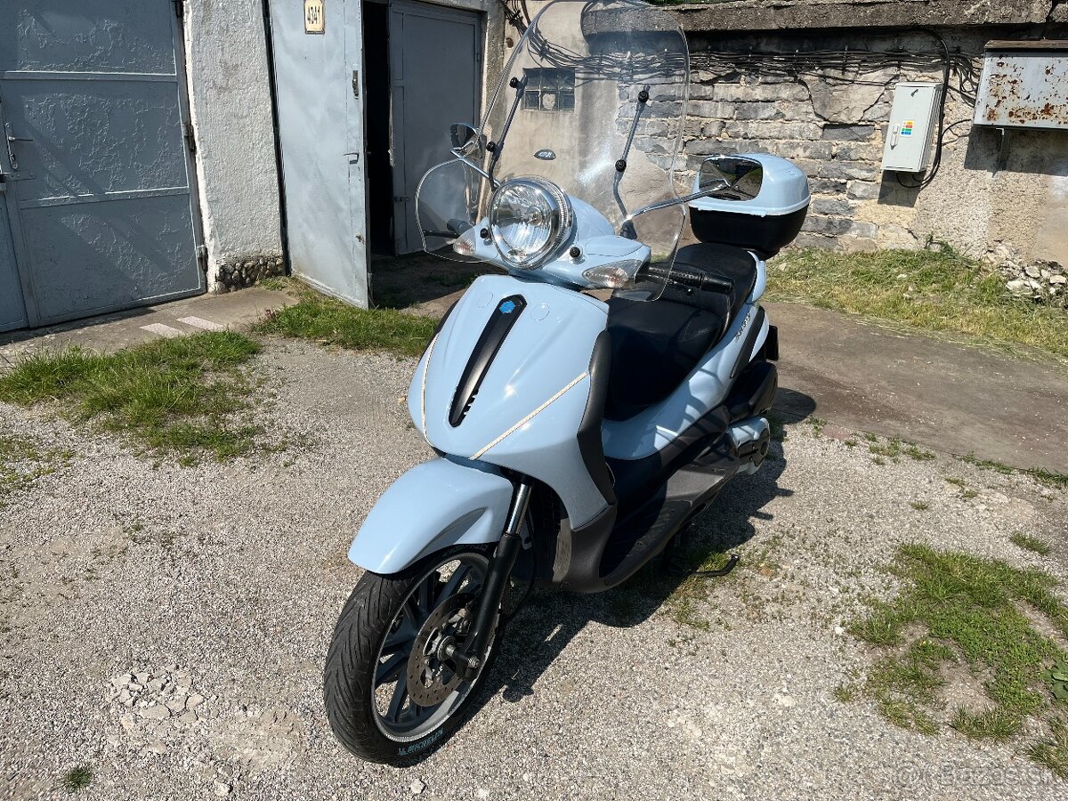 Piaggio Beverly 500
