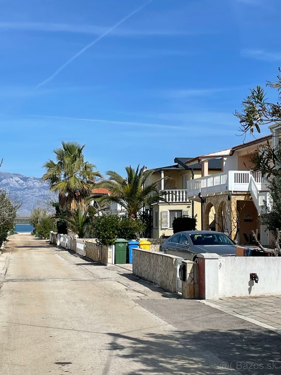 Chorvátsko, dovolenka, apartmány, 2 PLÁŽE na jednom mieste