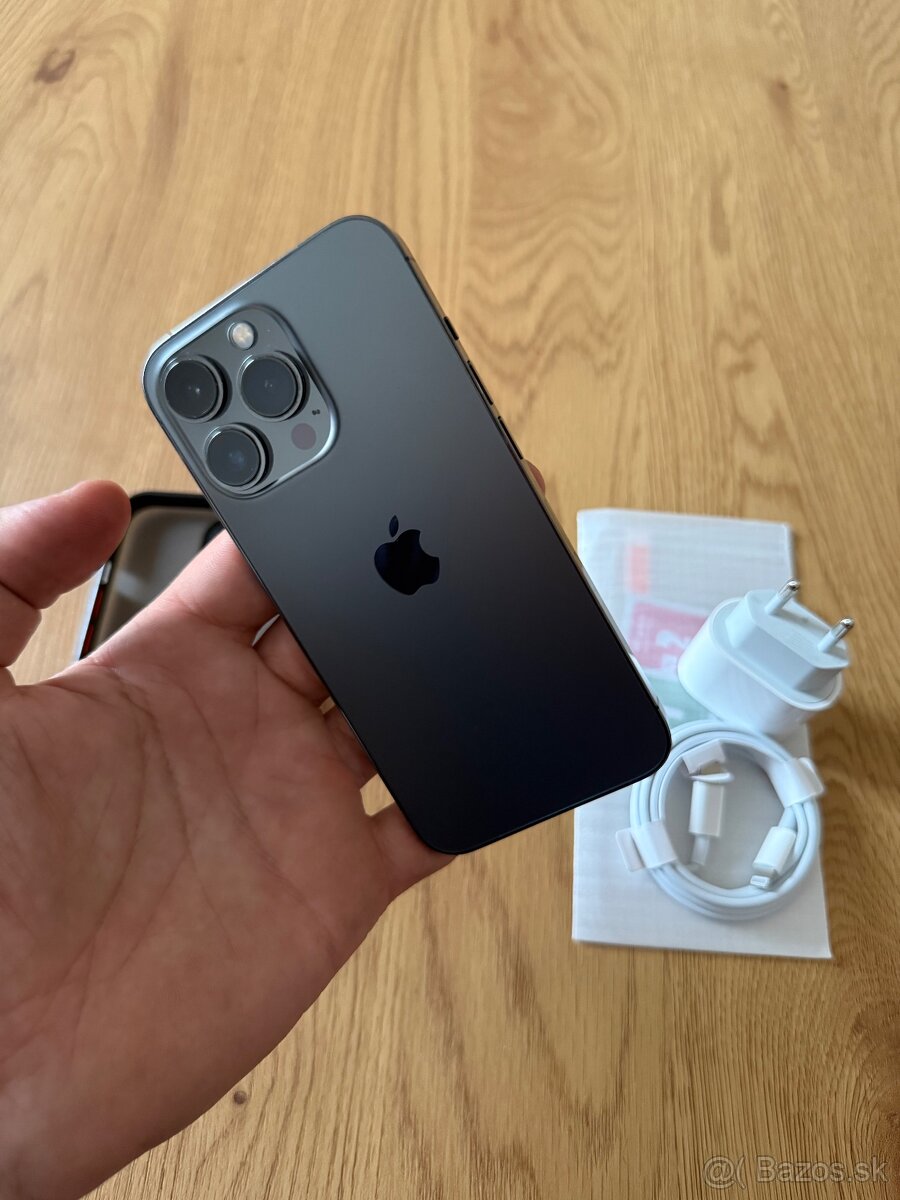 iPhone 13 Pro 256 gb Graphite v záruke + príslušenstvo