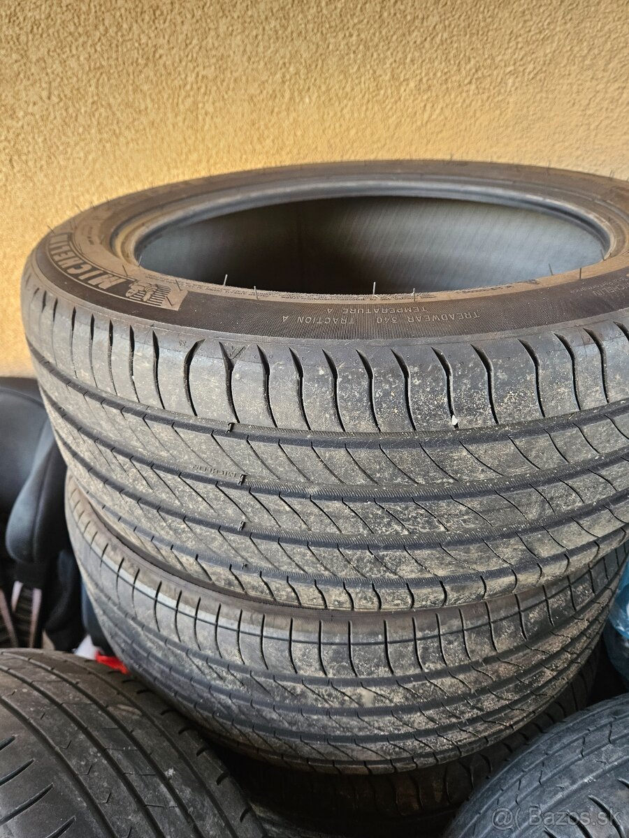 Pneu