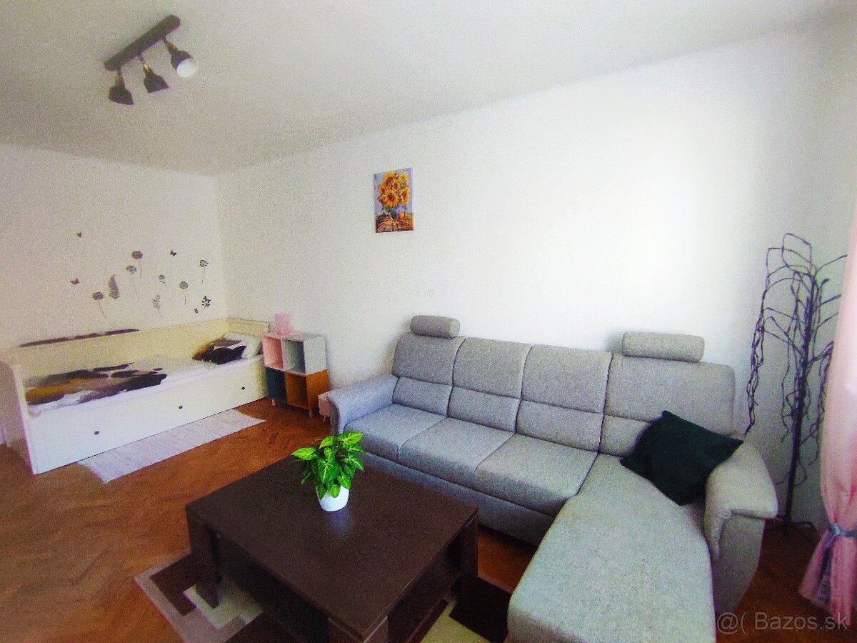 Prenájom 1-izbového bytu – 41 m², tichá lokalita