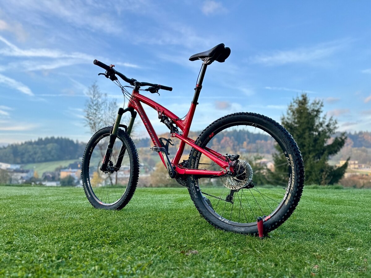 Celoodpružený bicykel Rocky Mountain Altitude veľ. L
