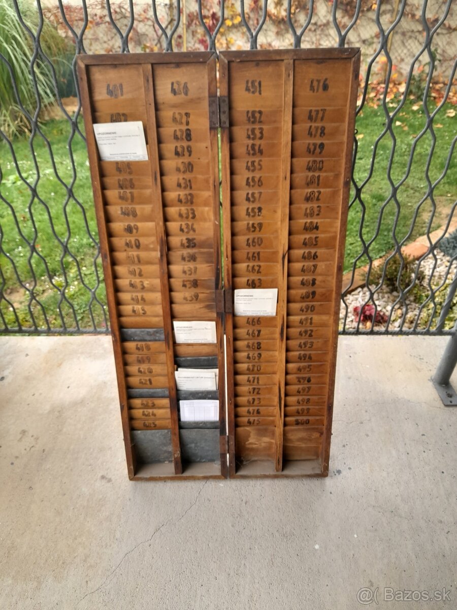 Skrinka Retro pichacky