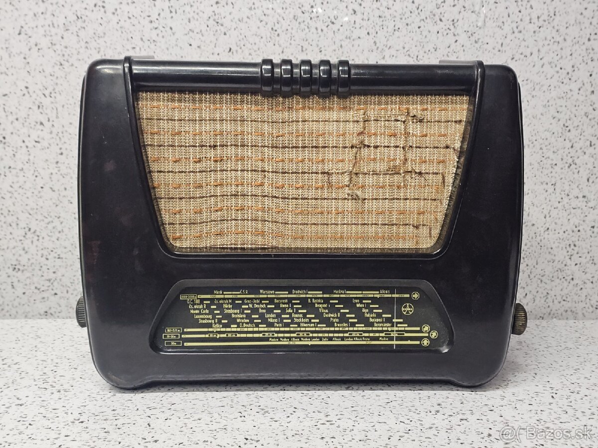 "Accord" 》Tesla 401U 》Starožitné elektronkové radio 》bakel