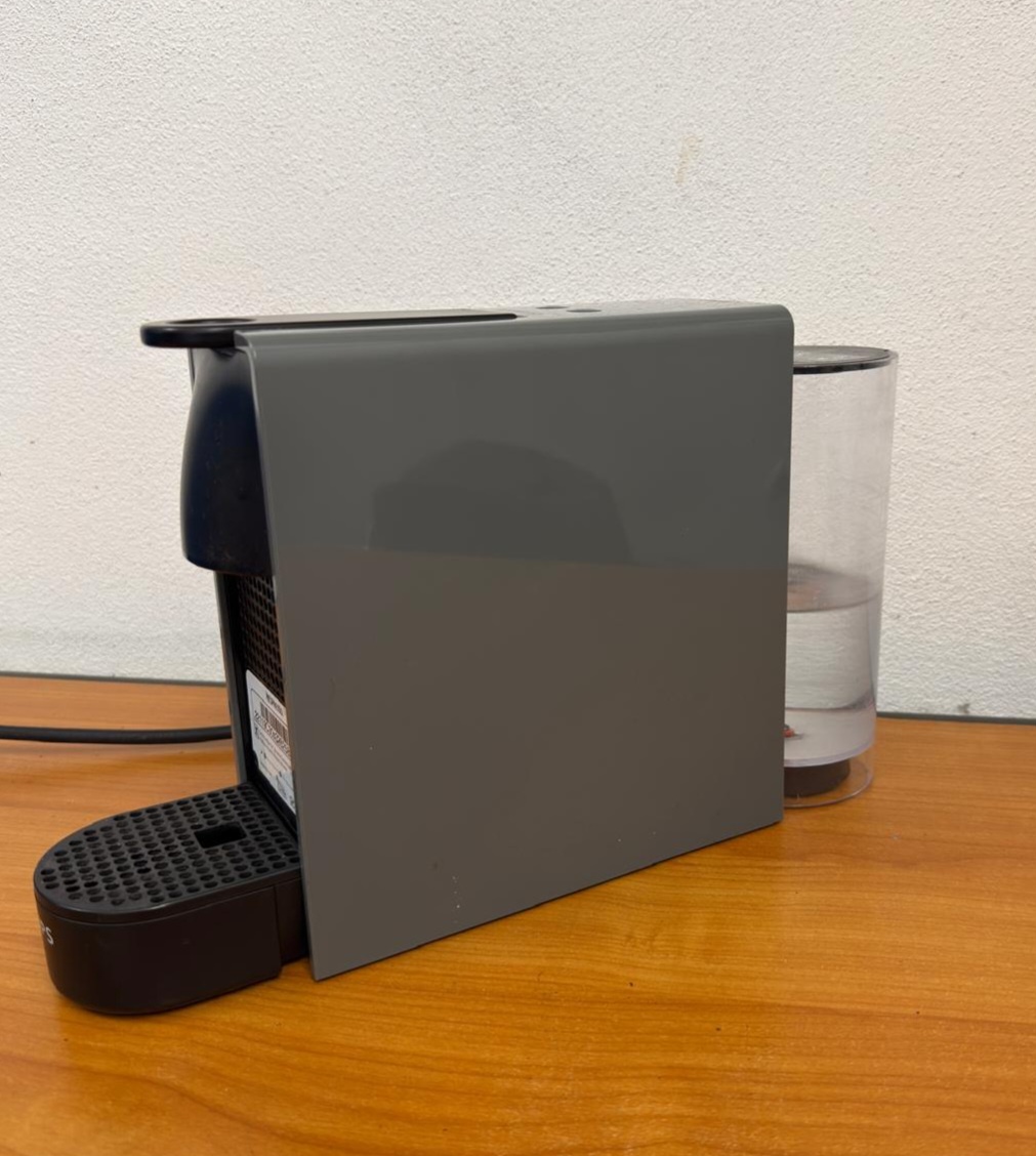 Predam Kávovar NESPRESSO