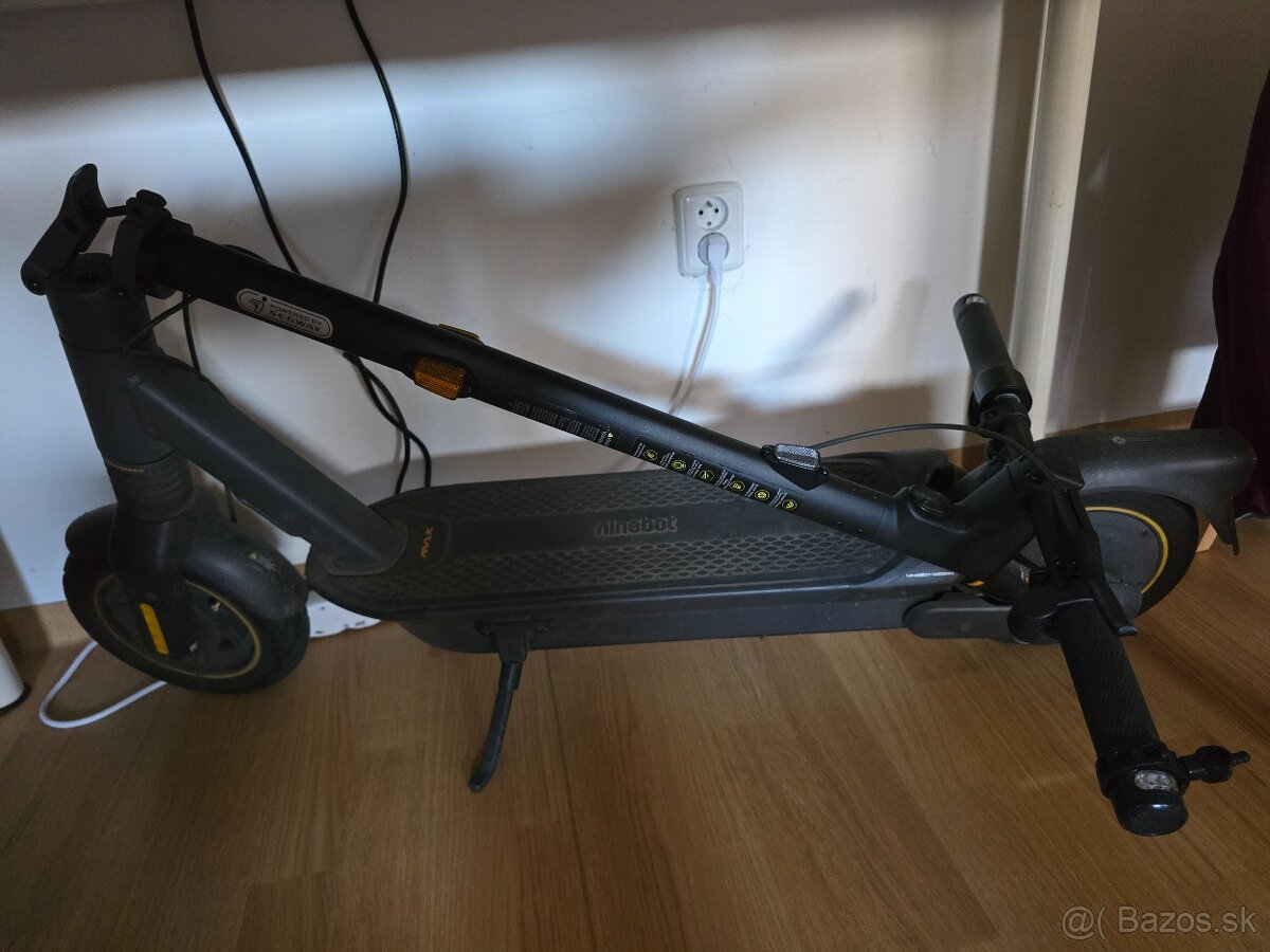 Predám elektrickú kolobežku Ninebot max g2