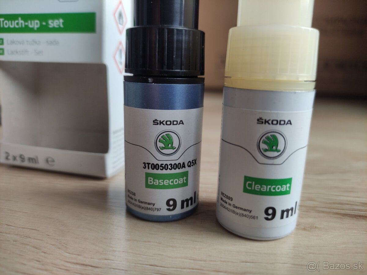 Modrá a zelená farba na ŠKODU