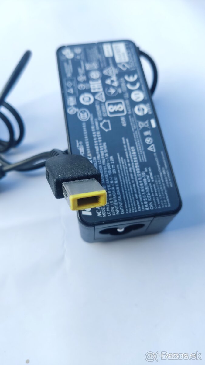 Adaptér pre lenovo