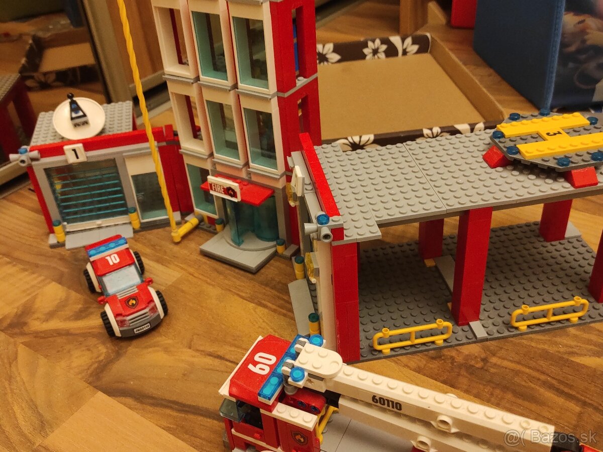Lego hasičská stanica 60110