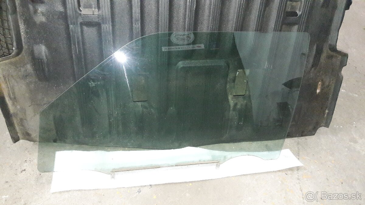 Suzuki Swift 05-10 3dv. okno LP