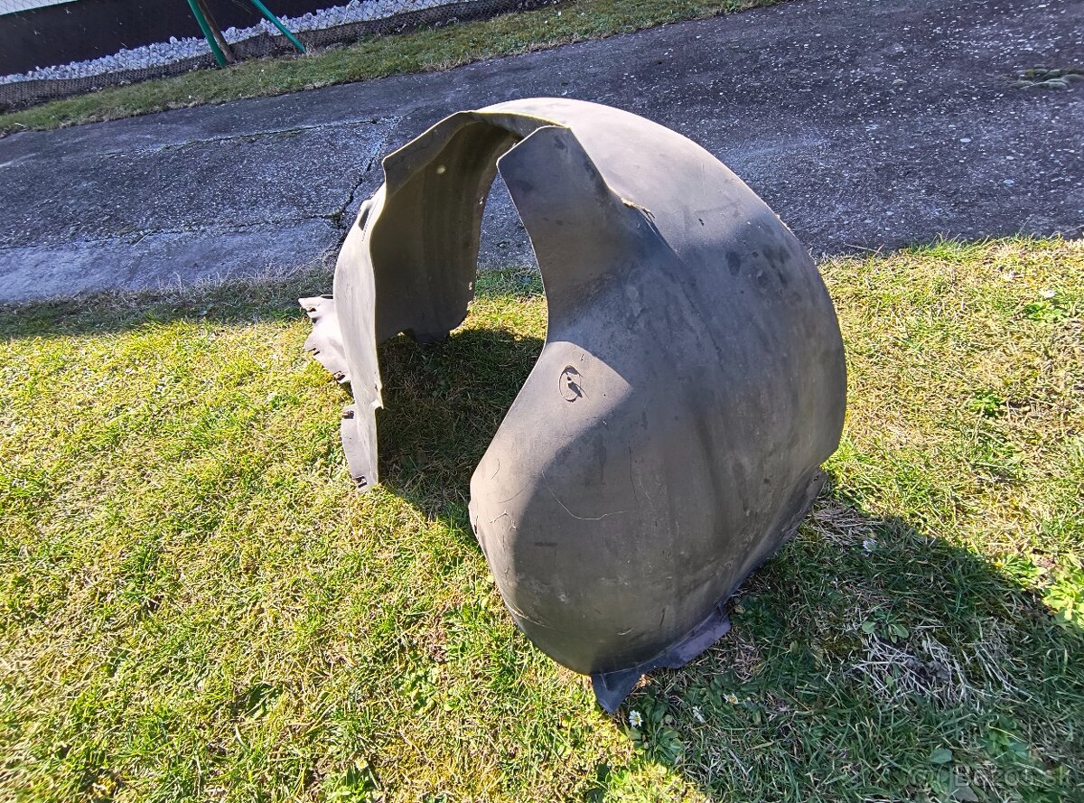 podblatník Volkswagen Touran