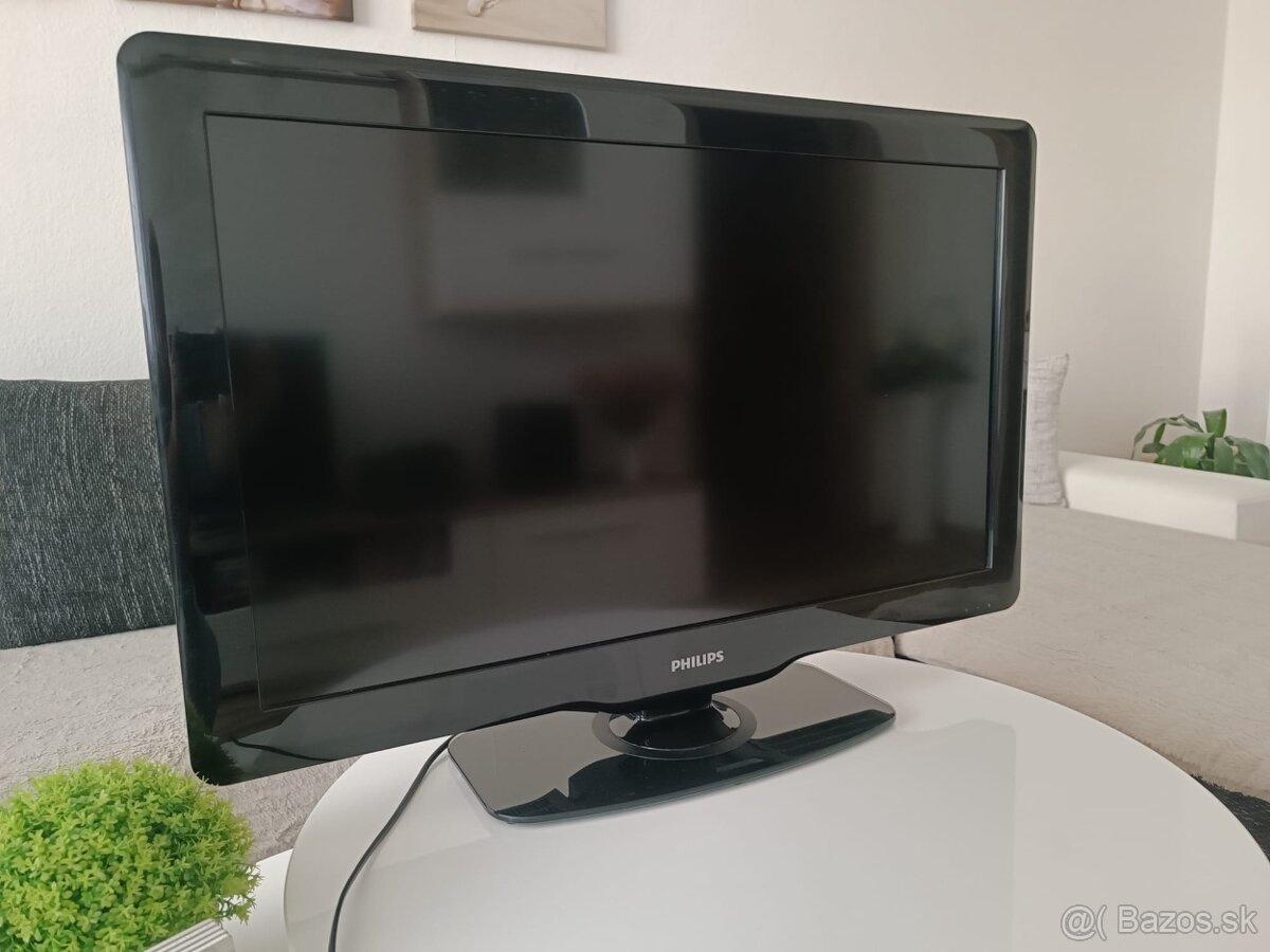 Televízor Philips 32 (81 cm) LCD TV