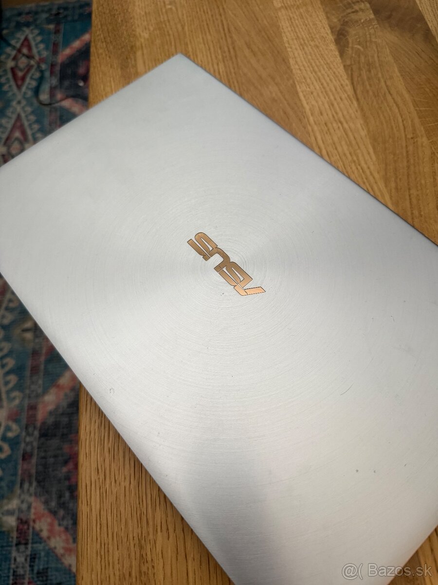 ASUS ZenBook 14