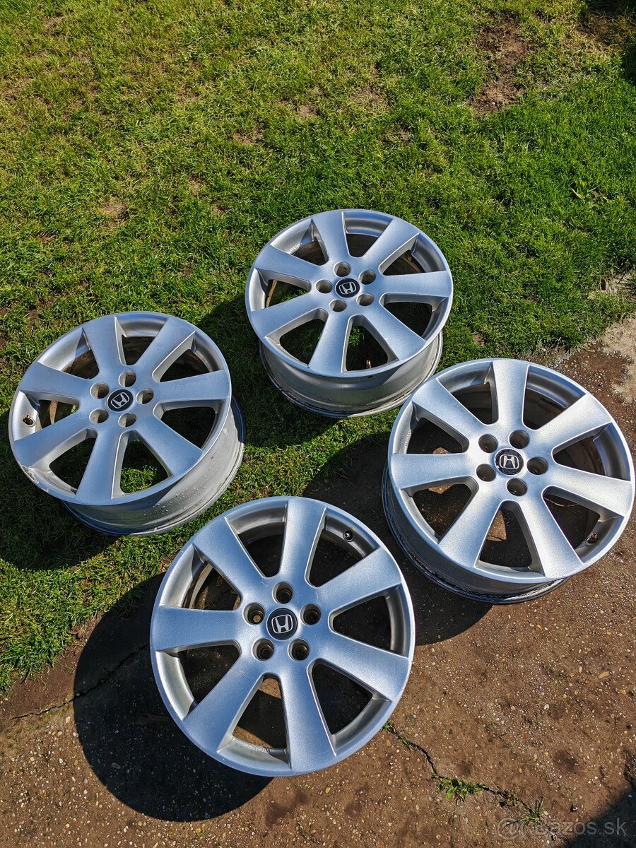 5x114.3 R18 Borbet