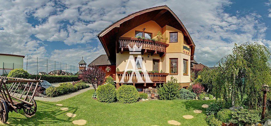 PENZIÓN VO VEĽKEJ LOMNICI, VYSOKÉ TATRY