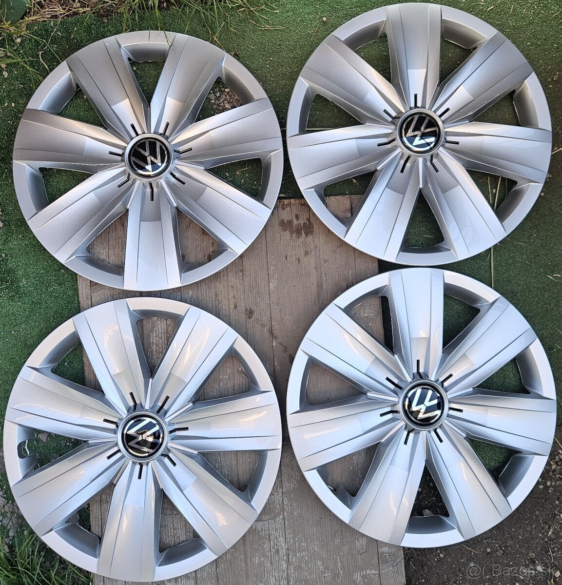 Originálne puklice VW - R16
