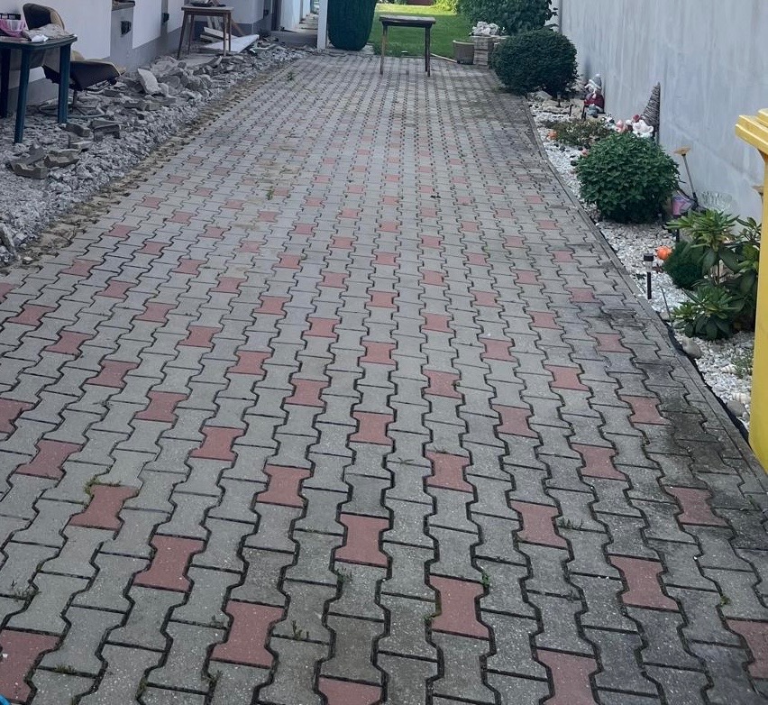 Zámková dlažba
