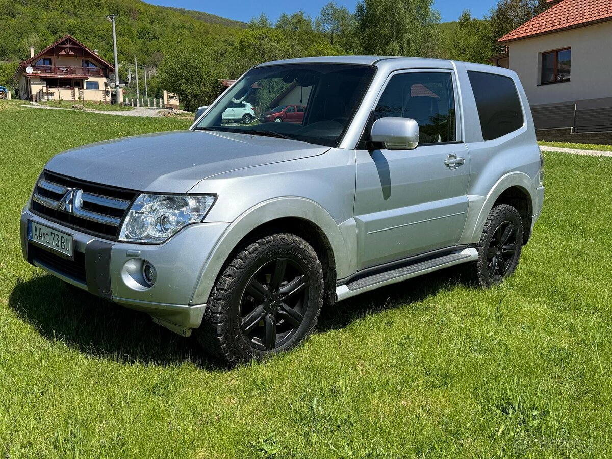 Mitsubishi Pajero IV 3.2 DiD 147kw 2 miestna verzia