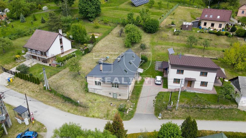 EXKLUZÍVNE Rodinný dom Kanaš, pozemok 828 m2, Prešov 7 min.