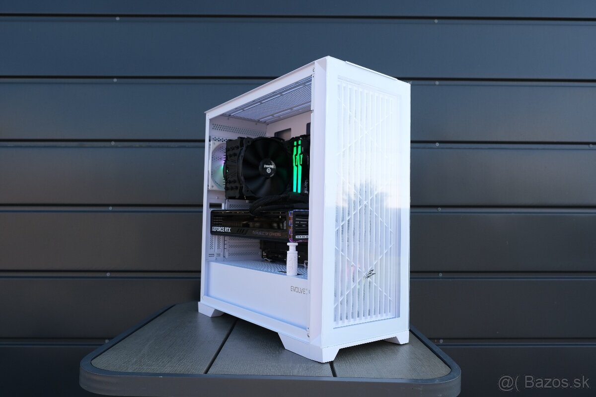 Herný PC, i7 14700KF, RTX 4070 Ti, 32GB RAM DDR5, SSD, 24m