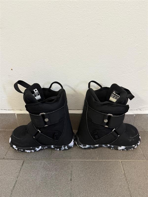 Burton Mini-Grom black UK 12K