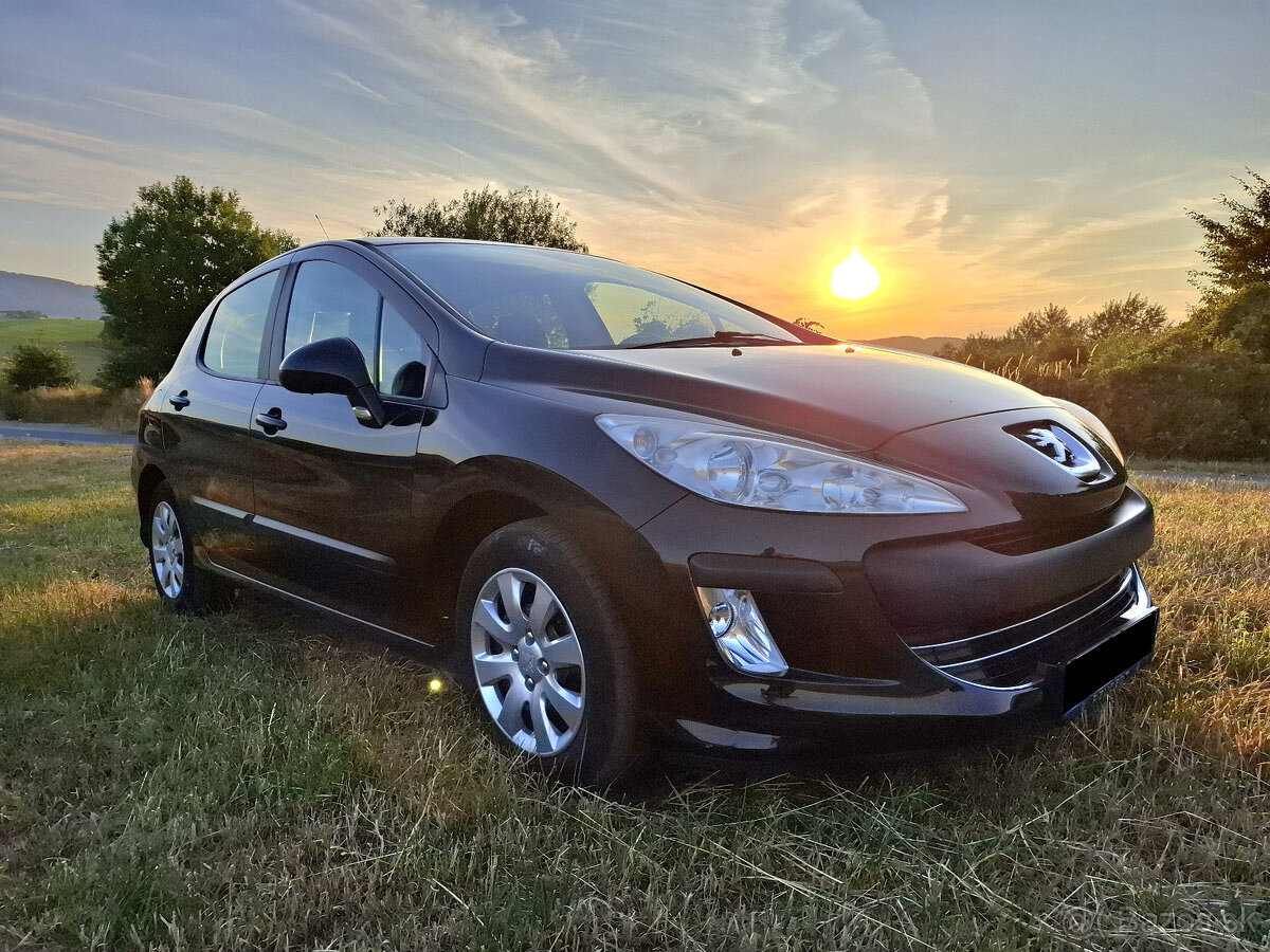 Peugeot 308 hatchback, 1,4 Confort, 70kW, benzín