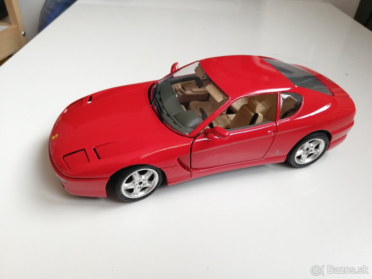 1:18 FERRARI 456 GT Bburago 1992