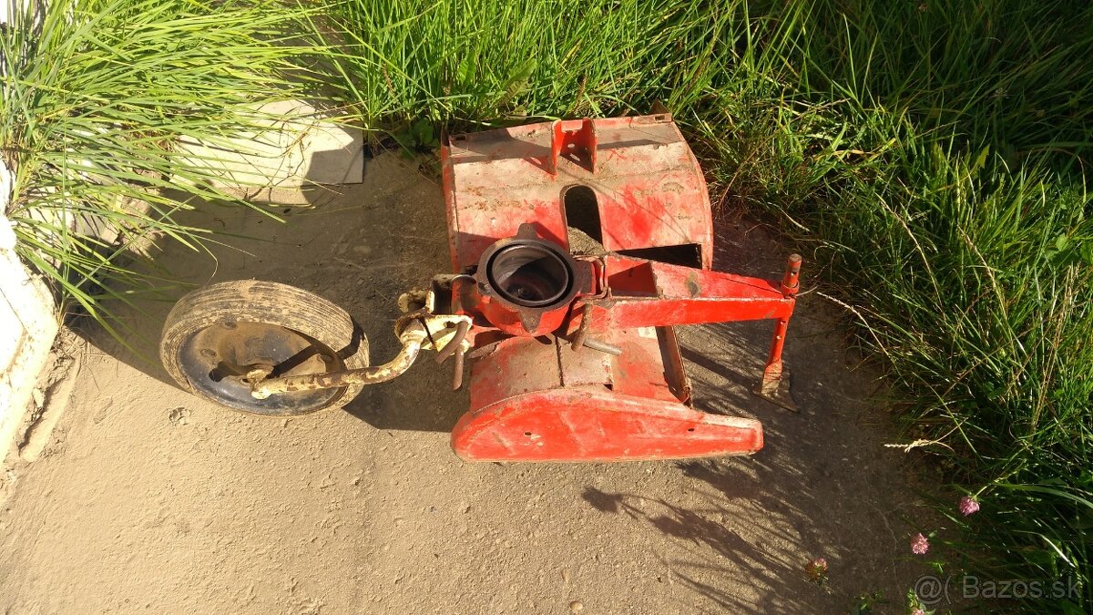 Medziriadkový kyprič Vari