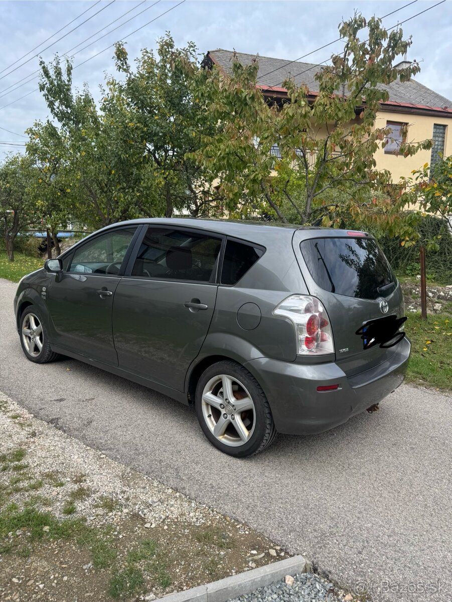 Toyota Corolla Verso 130KW 7Miestna