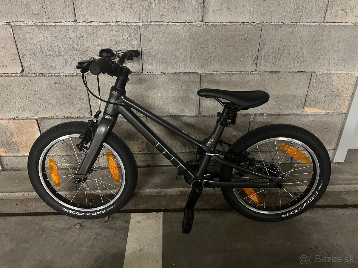 Rezervovany - Detsky bicykel Specialized Jett 16