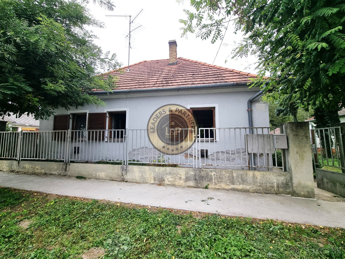 PREDAJ rodinný dom Ásvanyráró