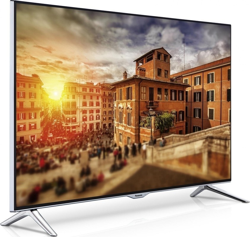 Predám SMART 3D LED TV Panasonic TX-48CX400E 4K UHD s Wi-Fi