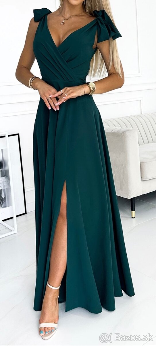 Tmavozelené spoločenské šaty
