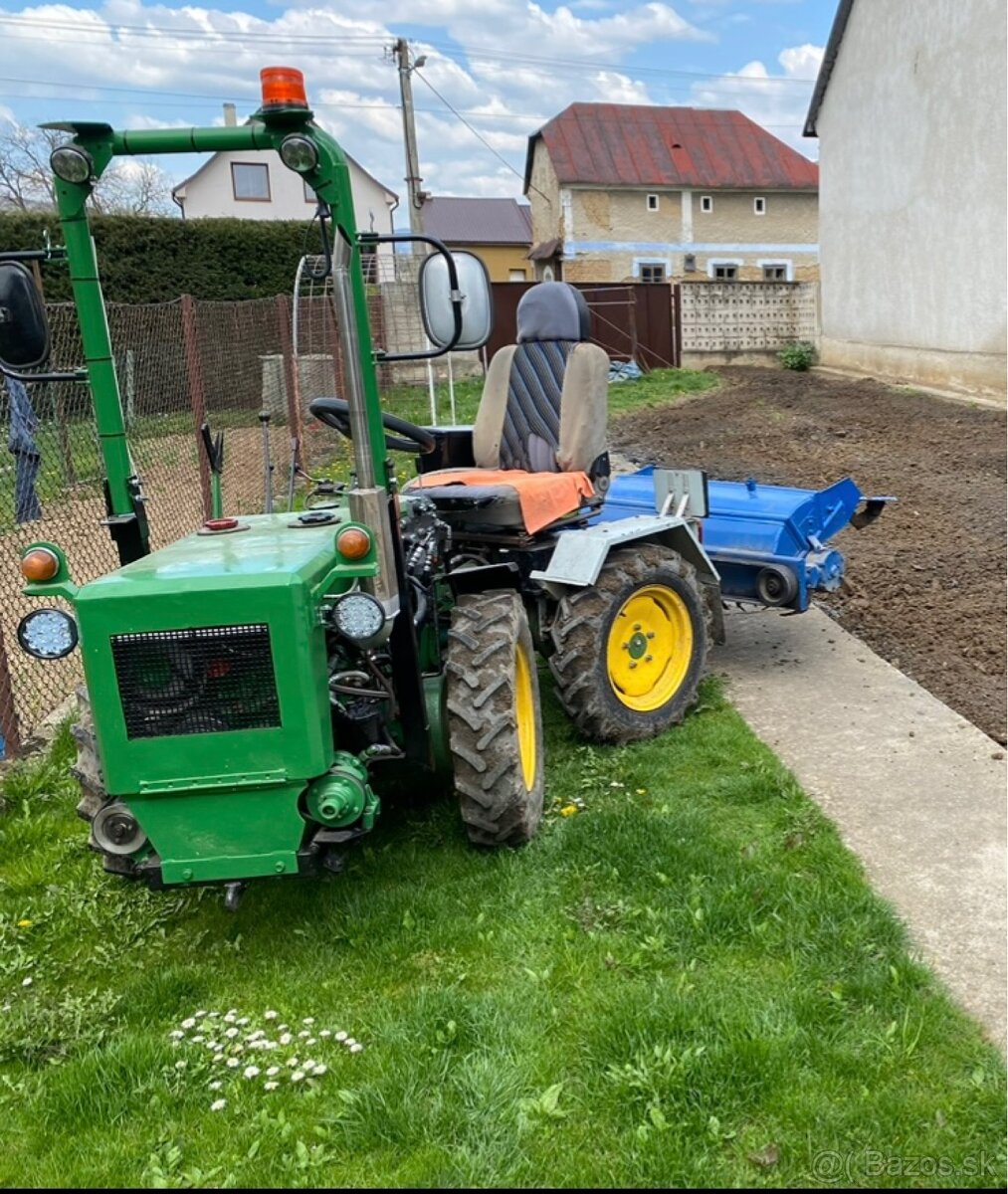 Predám malotraktor TZ4K + príslušenstvo