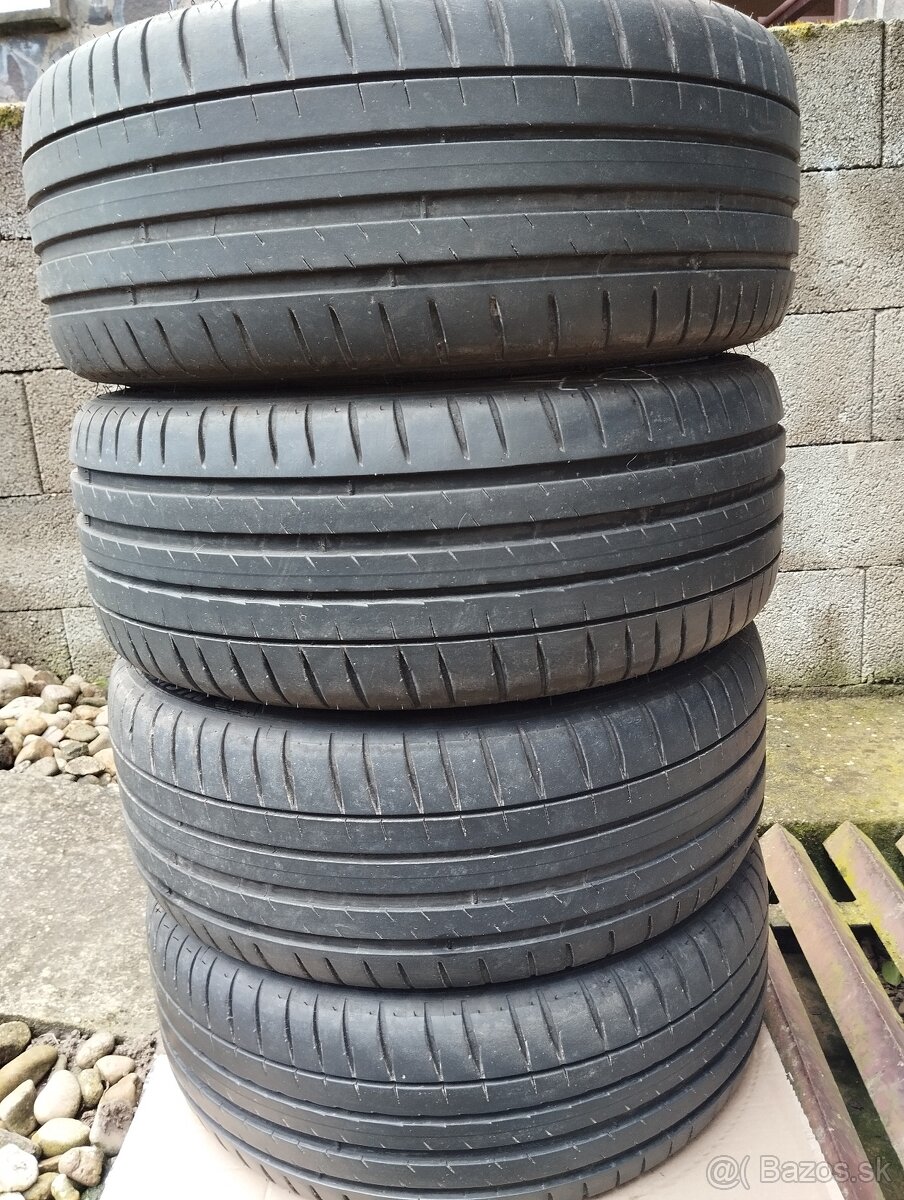 Michelin Pilot Sport4 225/40 r18