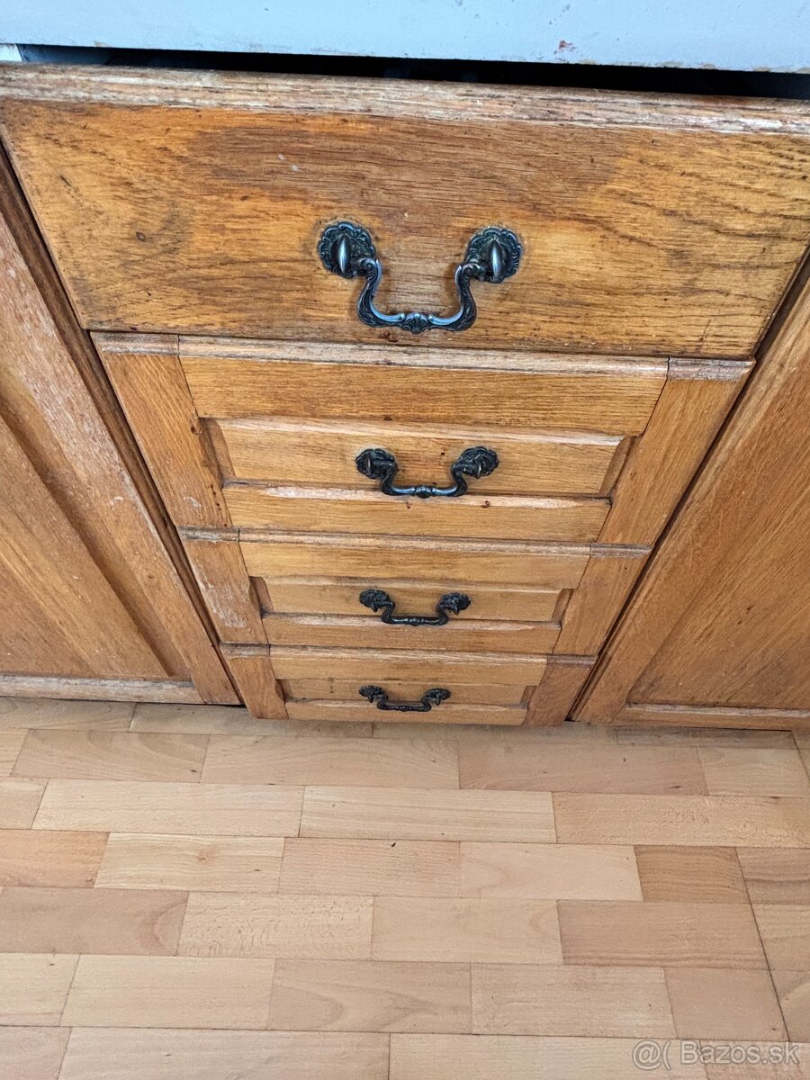 Dubová kuchynská linka - predám